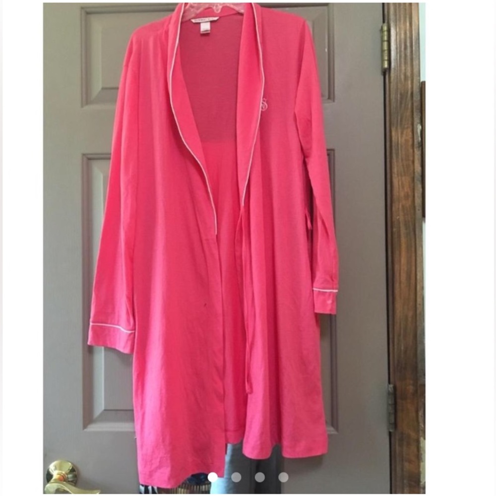 Pink Victoria’s Secret Robe/House Coat